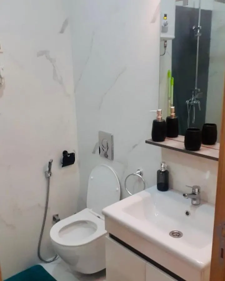 شقة الدار البيضاء  في Bobo Apt 3 Etg 1